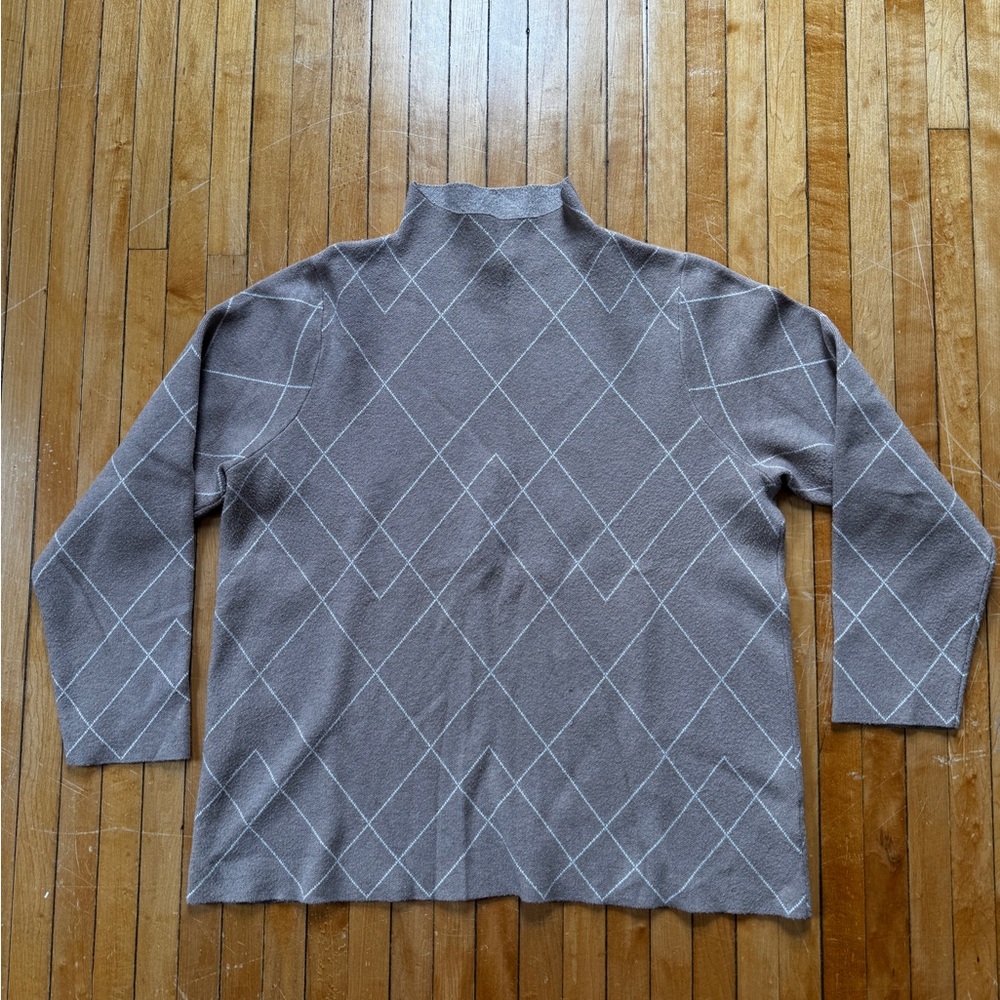 Tahari Women’s High Mock Neck Long Sleeve Brown Sweater Sz. XL